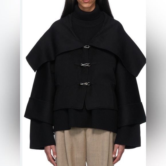 Toteme Cropped Double Clasp Jacket - Picture 2 of 7